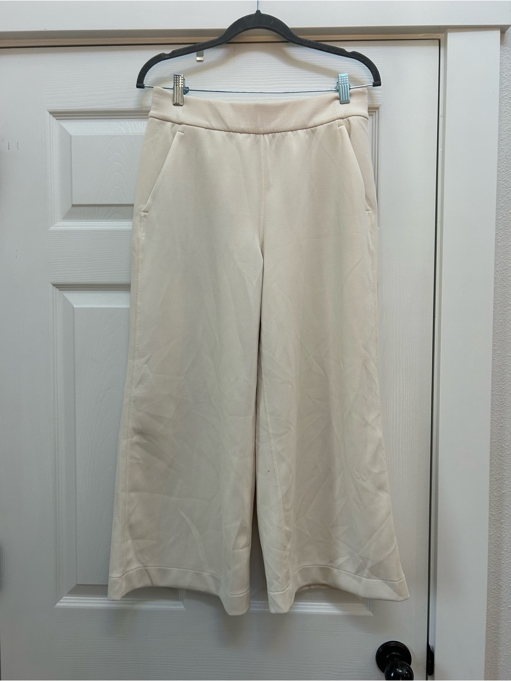 lululemon athletica Wide-Leg Pull-On Pants in Cream